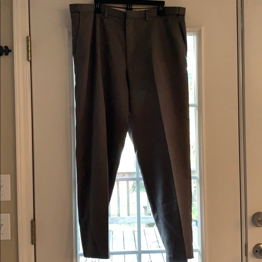 40x32 Classic gray slacks